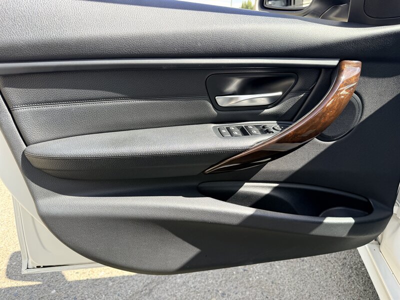 Used 2015 BMW 328i Sedan RWD image 20