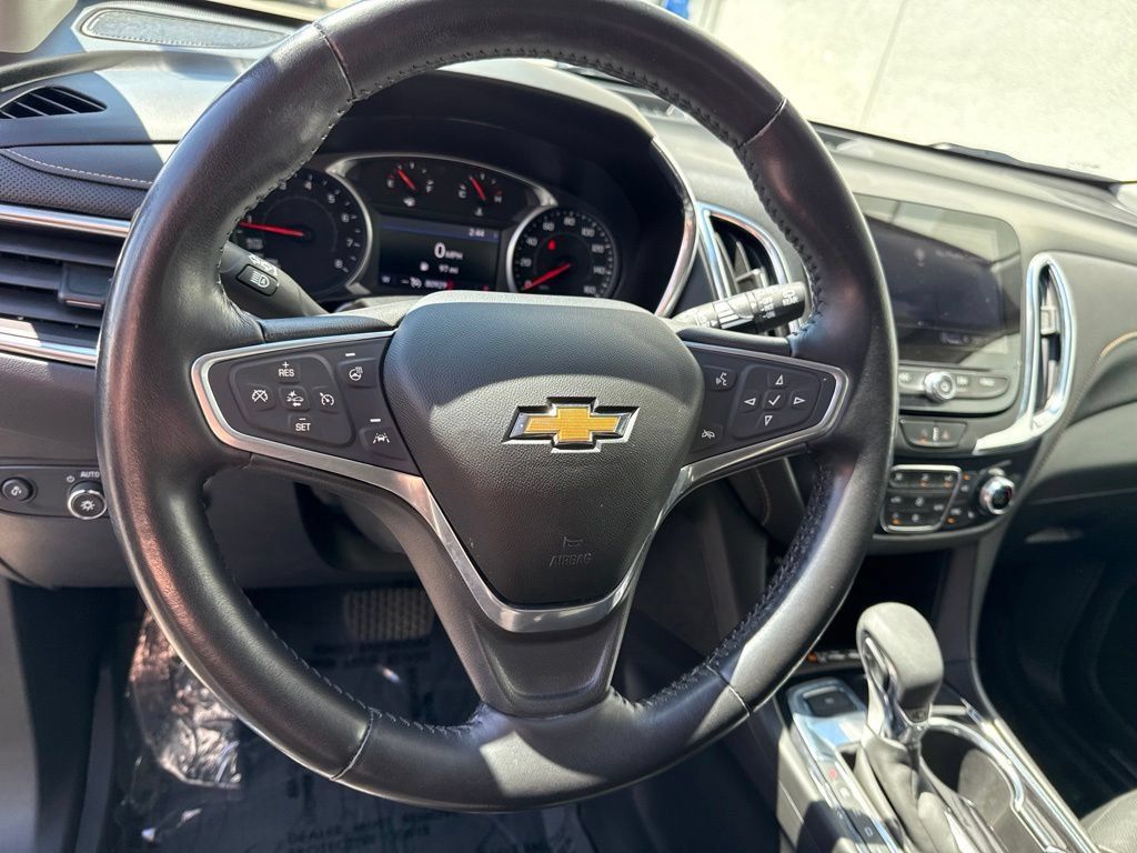 Used 2022 Chevrolet Equinox Premier w/ LPO, Floor Liner Package AWD/4WD image 13