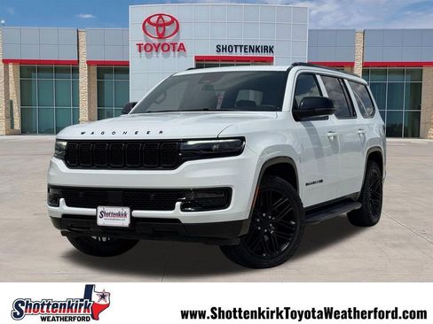 Used 2023 Jeep Wagoneer Series II AWD/4WD image 1