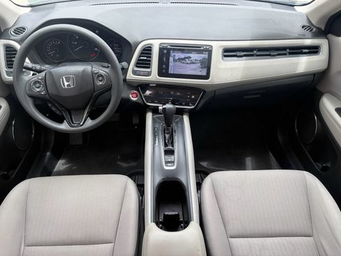 Certified 2017 Honda HR-V EX image 2