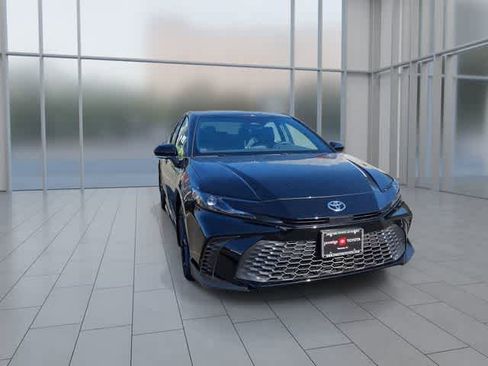 New 2026 Toyota Camry SE AWD/4WD image 5