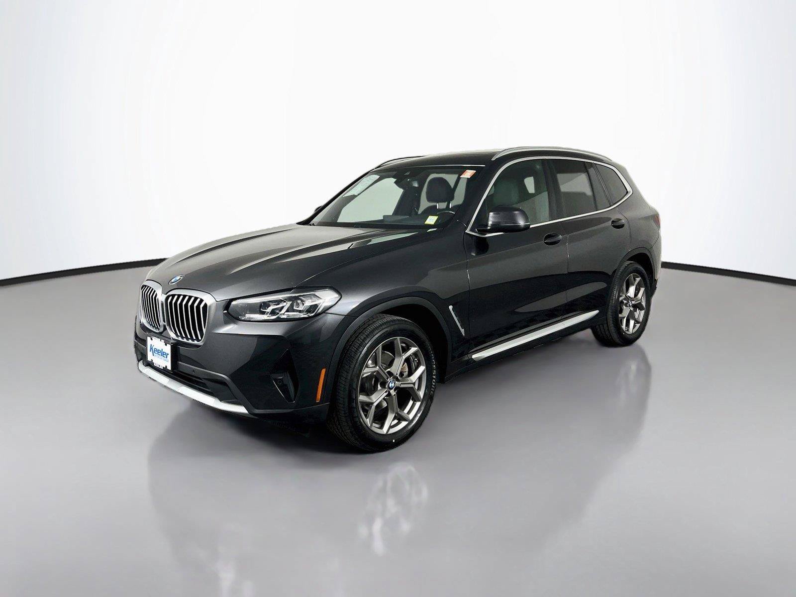 Used 2023 BMW X3 xDrive30i w/ Premium Package AWD/4WD image 2