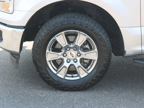 Used 2017 Ford F150 XLT w/ Equipment Group 302A Luxury RWD image 17