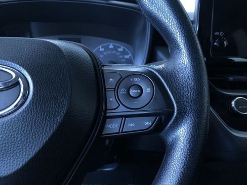 Certified 2025 Toyota Corolla LE image 25