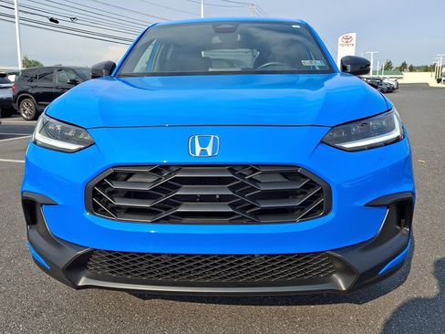 Certified 2026 Honda HR-V Sport image 3