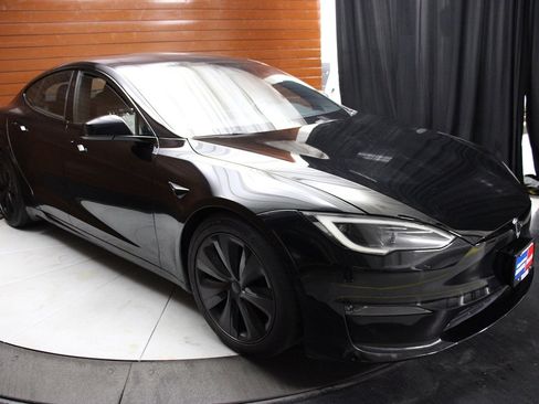 Used 2023 Tesla Model S AWD image 7