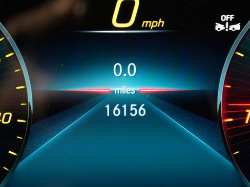 Certified 2023 Mercedes-Benz GLA 250 4MATIC image 18