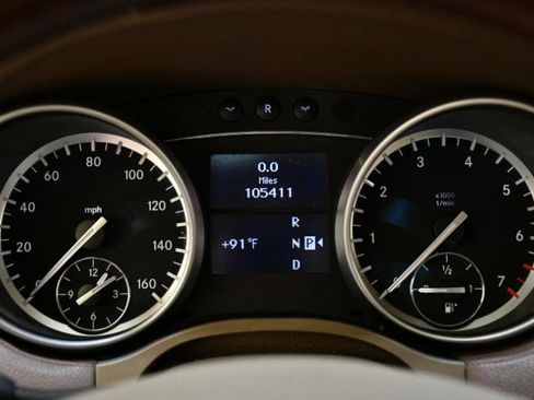 Used 2012 Mercedes-Benz GL 450 4MATIC image 23