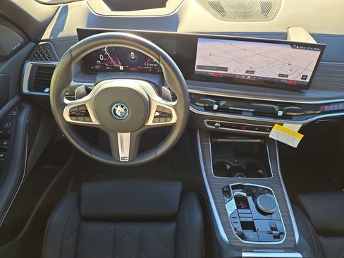 Certified 2026 BMW X5 xDrive50e w/ M Sport Package image 14