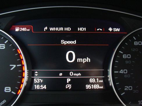 Used 2017 Audi A6 3.0T Premium Plus w/ 19" Sport Package image 15