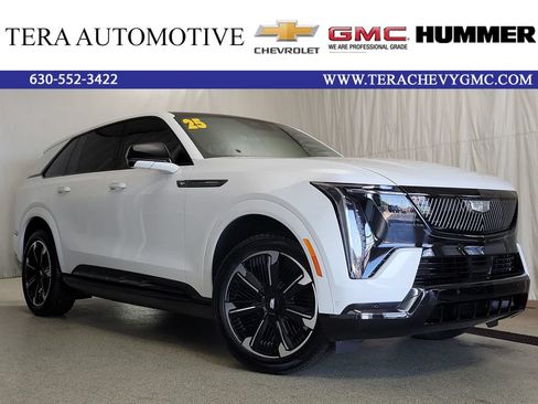 Used 2025 Cadillac Escalade IQ Sport 2 AWD/4WD image 1