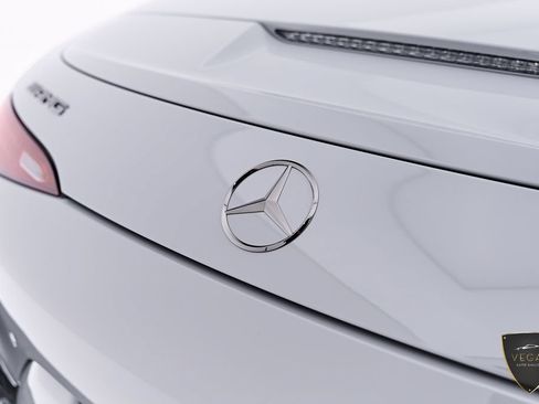 Used 2025 Mercedes-Benz SL 43 AMG w/ Driver Assistance Package image 36