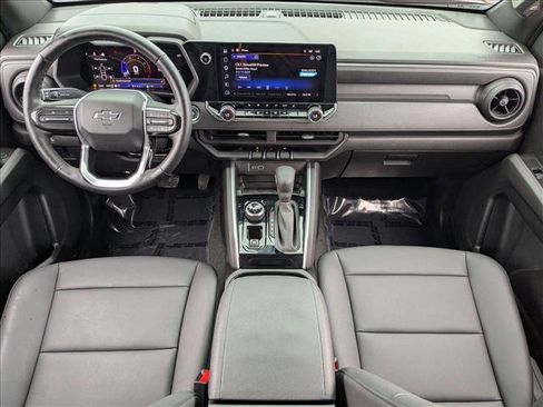 Used 2026 Chevrolet Colorado Trail Boss AWD/4WD image 17