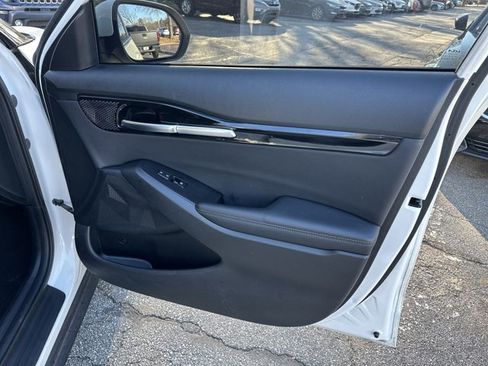 Used 2023 Kia Seltos EX image 17