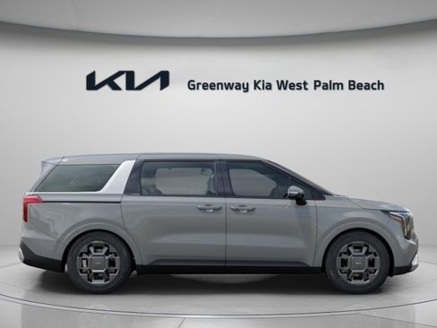 New 2026 Kia Carnival EX FWD image 9