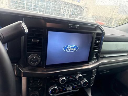 Used 2025 Ford F250 Lariat w/ Lariat Ultimate Package AWD/4WD image 10