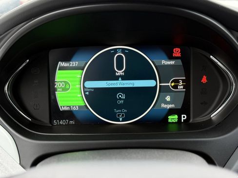 Used 2020 Chevrolet Bolt LT FWD image 32