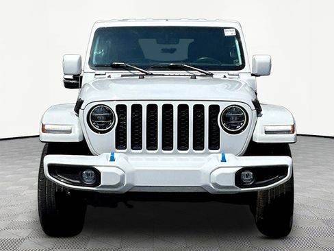 Used 2021 Jeep Wrangler Unlimited Sahara AWD/4WD image 2