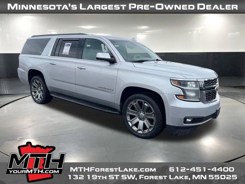 Used 2017 Chevrolet Suburban LT AWD/4WD image 1
