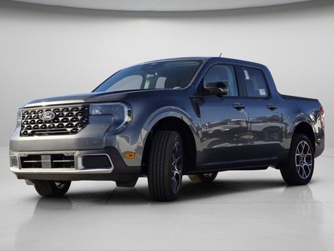 New 2026 Ford Maverick Lariat w/ 4K Tow Package image 18