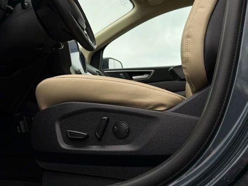 Used 2024 Ford Edge SEL w/ Convenience Package AWD/4WD image 14