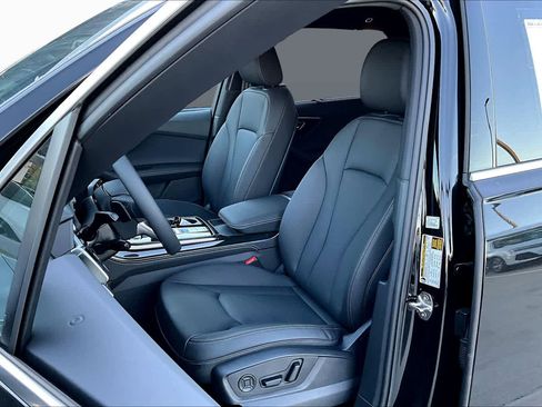 New 2026 Audi Q7 3.0T Premium Plus w/ Premium Plus Package AWD/4WD image 9