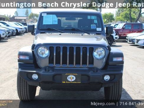 Used 2021 Jeep Wrangler Unlimited Sport image 2