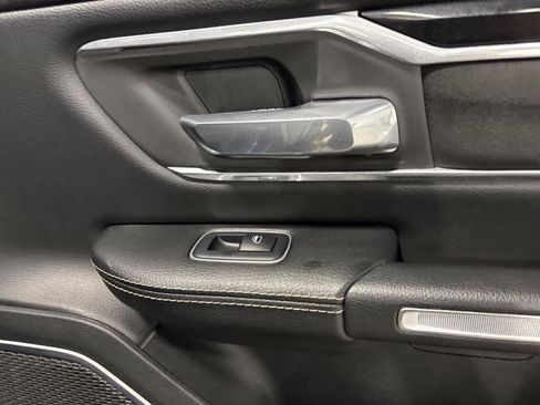 Used 2021 RAM 1500 Laramie w/ Sport Appearance Package AWD/4WD image 40