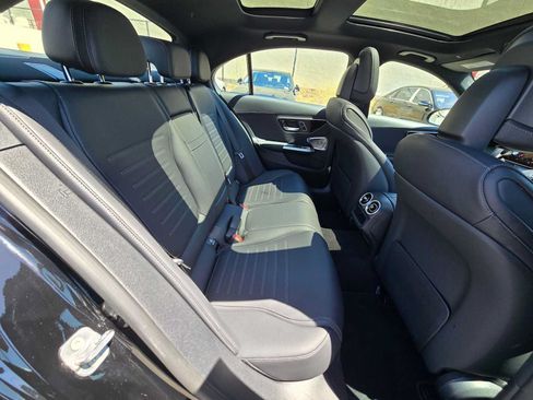 Used 2025 Mercedes-Benz C 300 4MATIC Sedan image 13