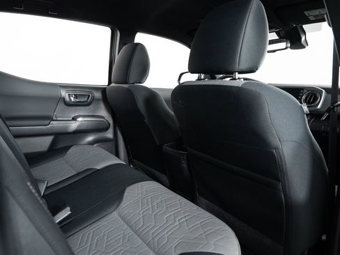 Used 2023 Toyota Tacoma TRD Off-Road image 22