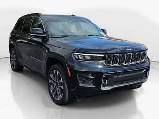 Used 2023 Jeep Grand Cherokee Overland w/ Luxury Tech Group IV AWD/4WD 360° Tour