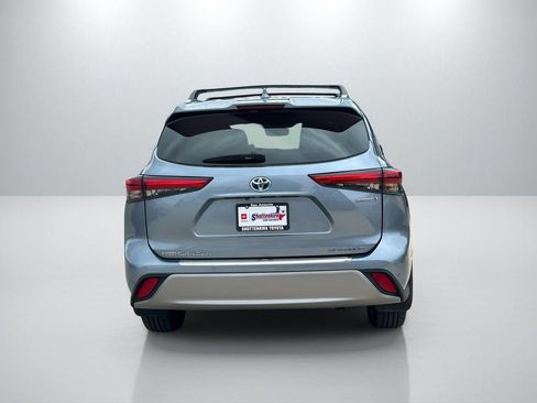 Used 2022 Toyota Highlander Platinum AWD/4WD image 6