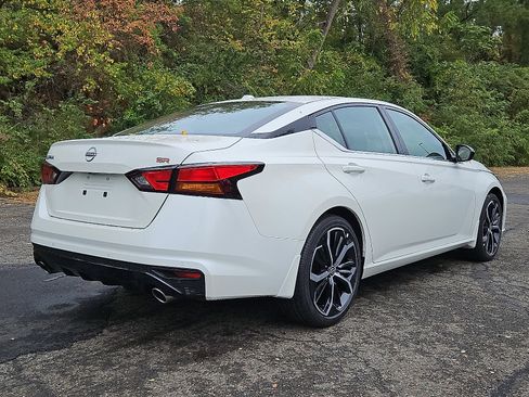 New 2025 Nissan Altima 2.5 SR w/ SR Premium Package image 6