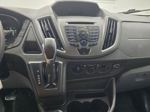 Used 2018 Ford Transit 150 130 Low Roof RWD image 21