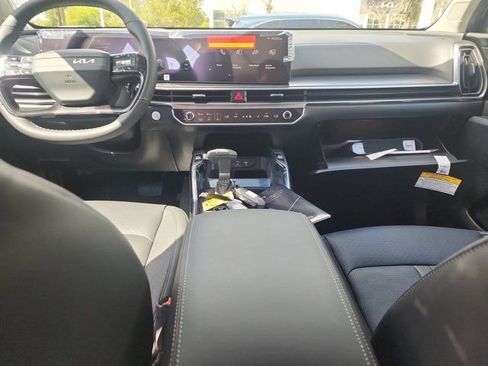 New 2026 Kia Sorento S w/ S Panoramic Sunroof Package image 10