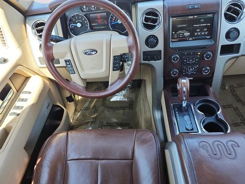 Used 2014 Ford F150 King Ranch w/ King Ranch Luxury Package image 19