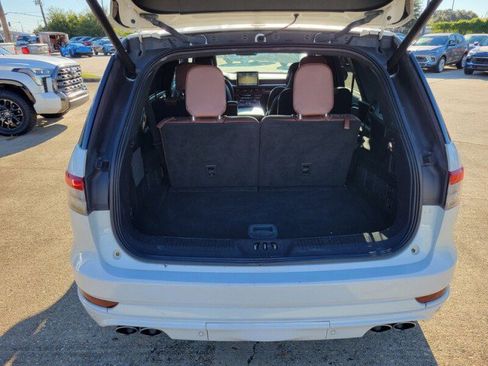 Used 2022 Lincoln Aviator Reserve w/ Equipment Group 201A image 7