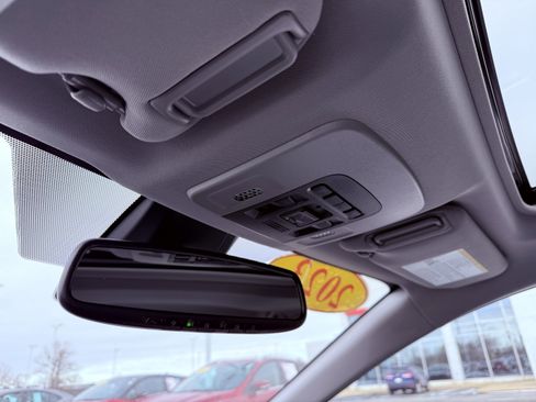 Certified 2023 Toyota Camry SE image 28