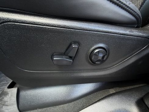 Used 2020 RAM 1500 Lone Star w/ Built-to-serve Edition RWD image 29