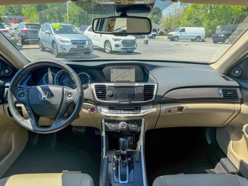 Used 2015 Honda Accord EX-L image 7