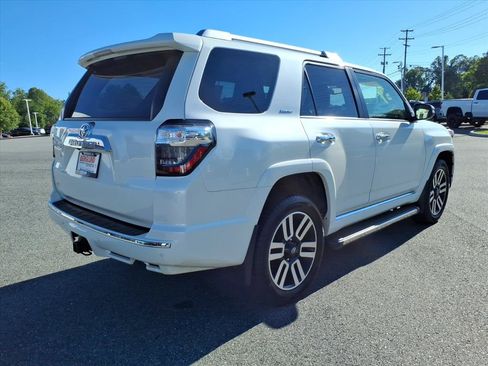 Used 2023 Toyota 4Runner Limited AWD/4WD image 4