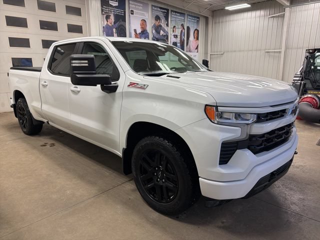 Used 2024 Chevrolet Silverado 1500 RST AWD/4WD image 3