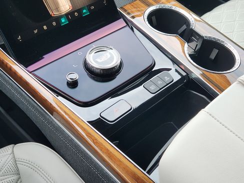 Used 2025 Cadillac Escalade Sport Platinum image 20