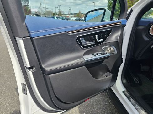 Used 2025 Mercedes-Benz EQE 350+ SUV image 23