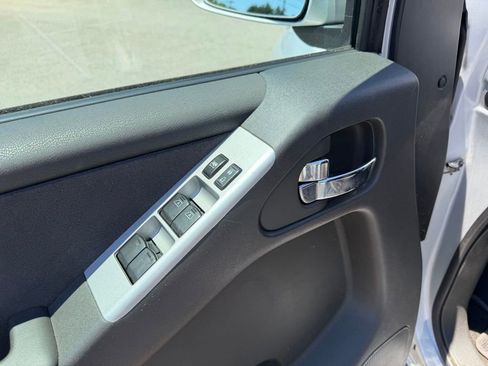 Used 2012 Nissan Pathfinder SV w/ Protection Pkg AWD/4WD image 14
