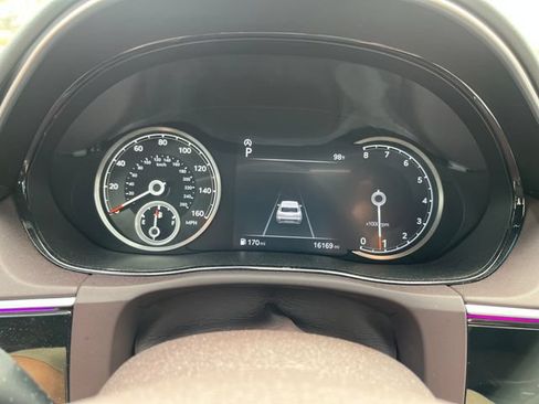 Used 2022 Genesis GV70 2.5T w/ Advanced Package AWD/4WD image 34