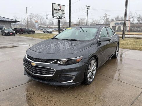 Used 2016 Chevrolet Malibu Premier w/ Driver Confidence Package II image 3
