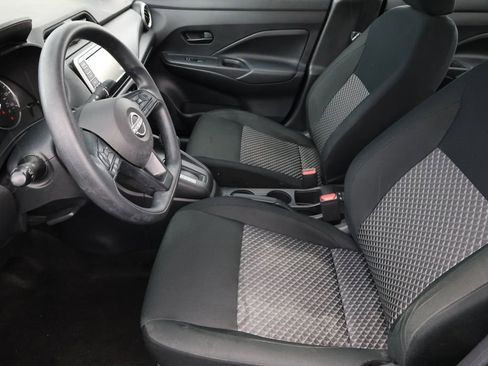 Used 2024 Nissan Versa S w/ Trunk Package image 9