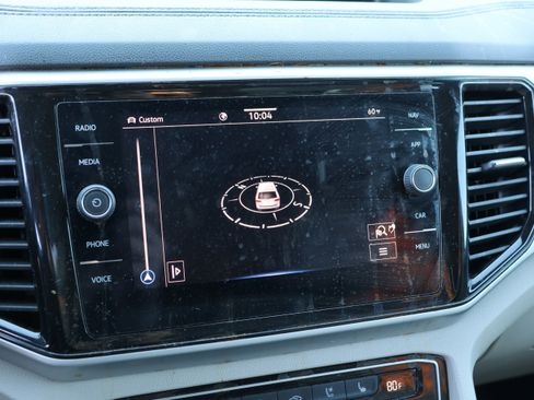 Used 2021 Volkswagen Atlas SEL Premium image 23