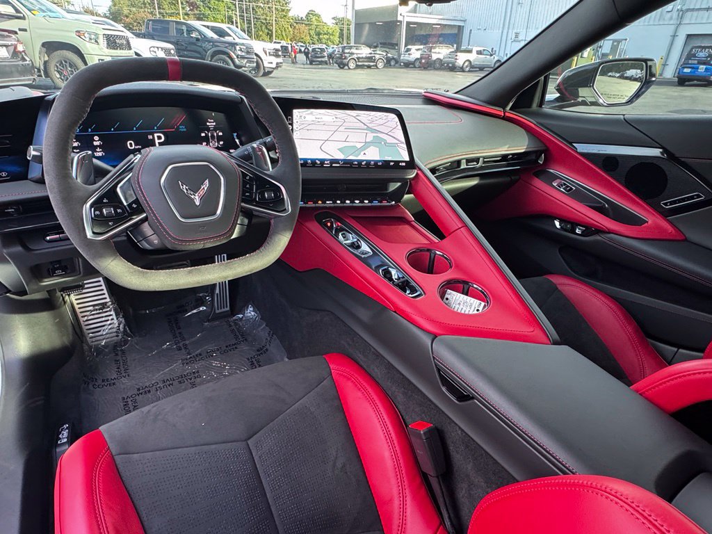 Used 2026 Chevrolet Corvette Stingray Preferred Conv w/ Z51 Performance Package RWD image 5